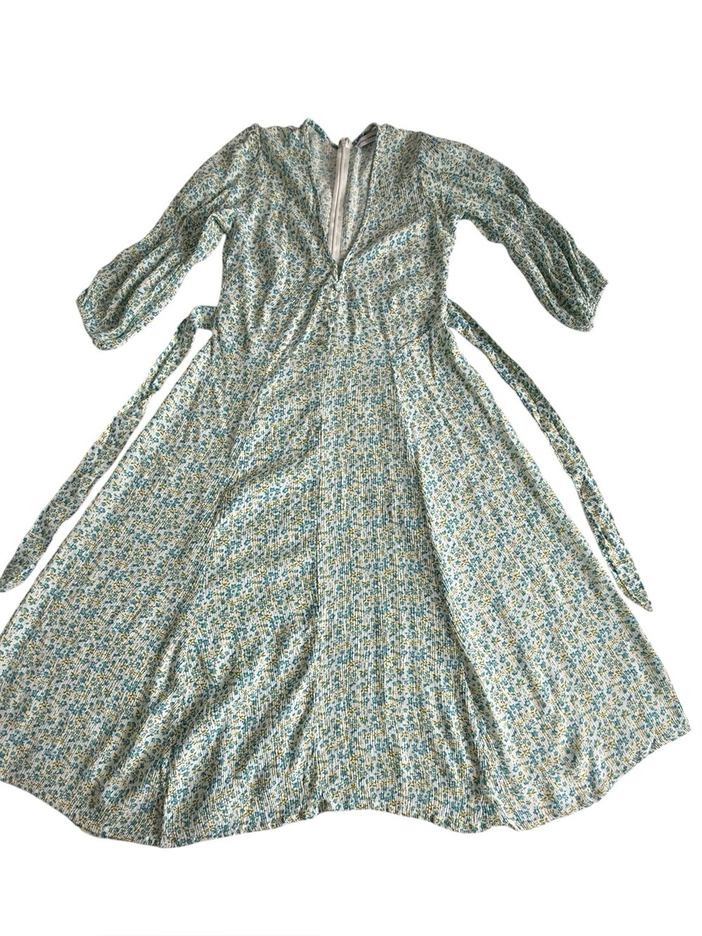 Faithfull The Brand Maud Midi Dress Tilde Floral Print Blue White Rayon Size 6 M - Picture 13 of 16